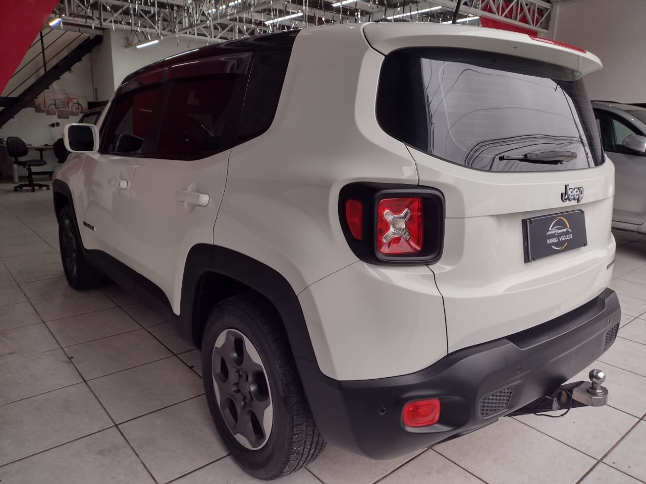 Foto 5 de Renegade 1.8 Sport